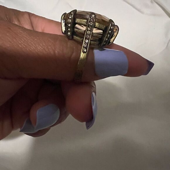 Lia Sophia Peach Melba Ring Large Stone & Cut Crystals Size 9 - Picture 3 of 5